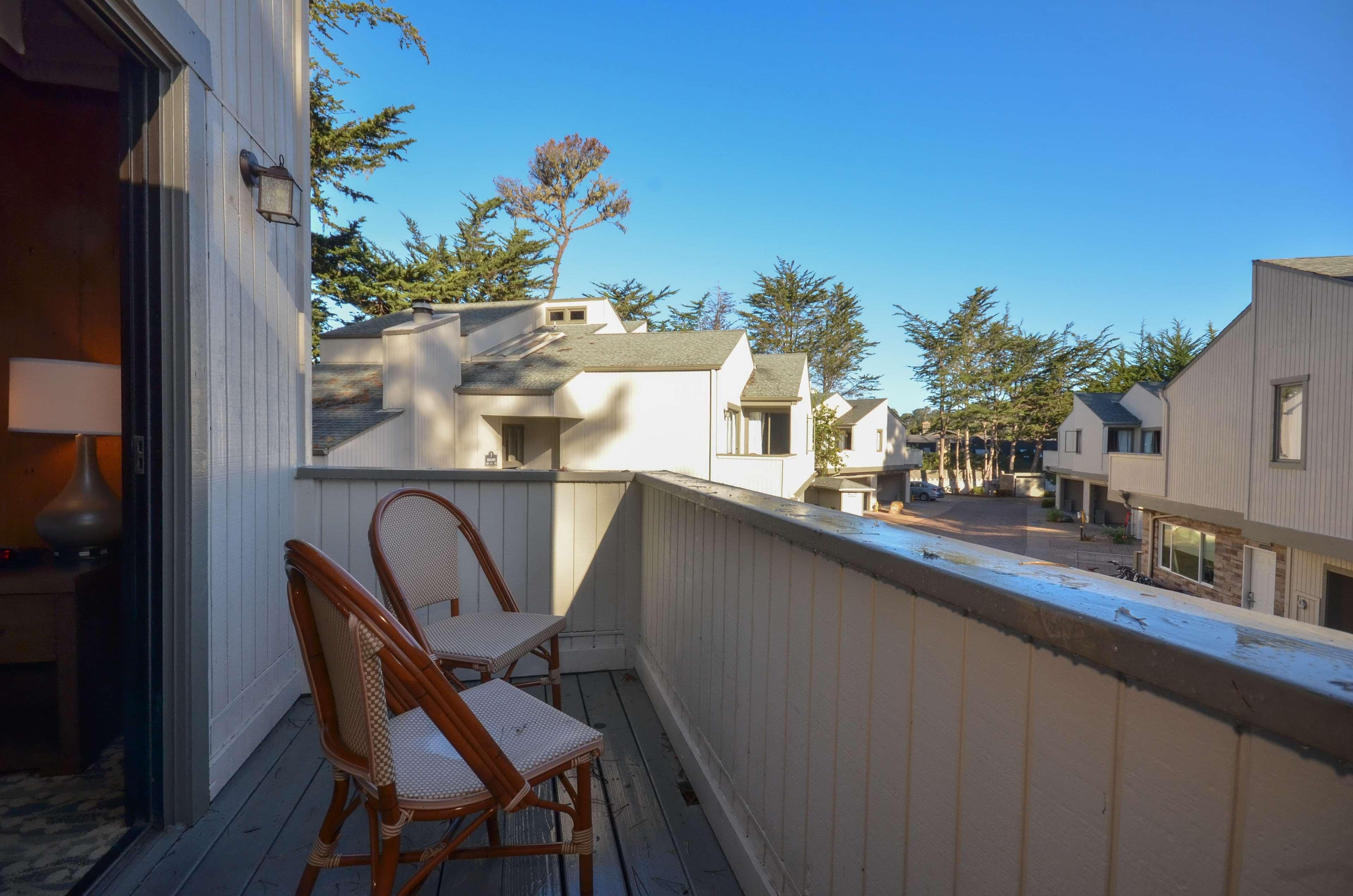 Best Western The Inn & Suites Πασίφικ Γκρόουβ Εξωτερικό φωτογραφία