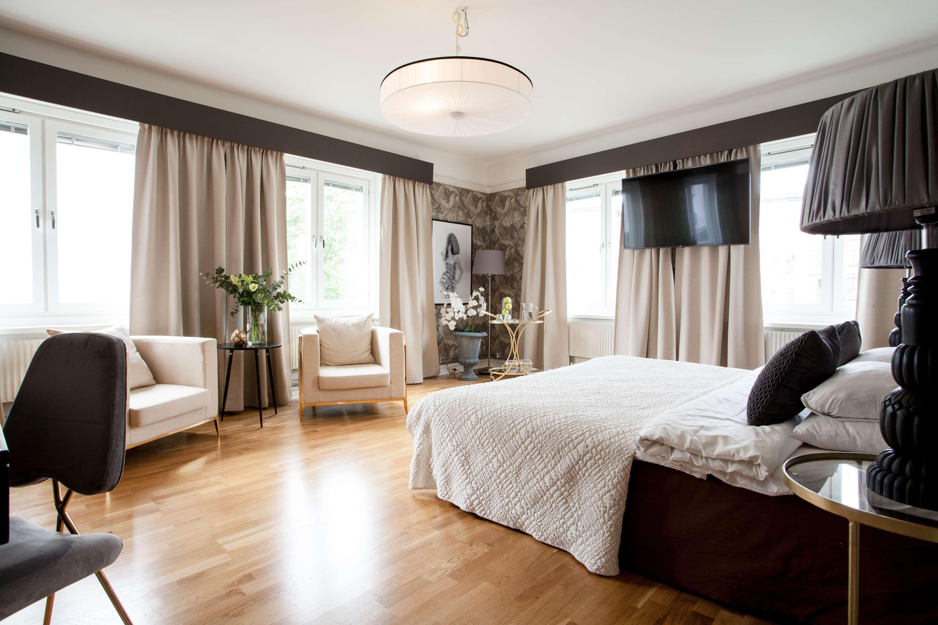 Best Western The Inn & Suites Πασίφικ Γκρόουβ Εξωτερικό φωτογραφία