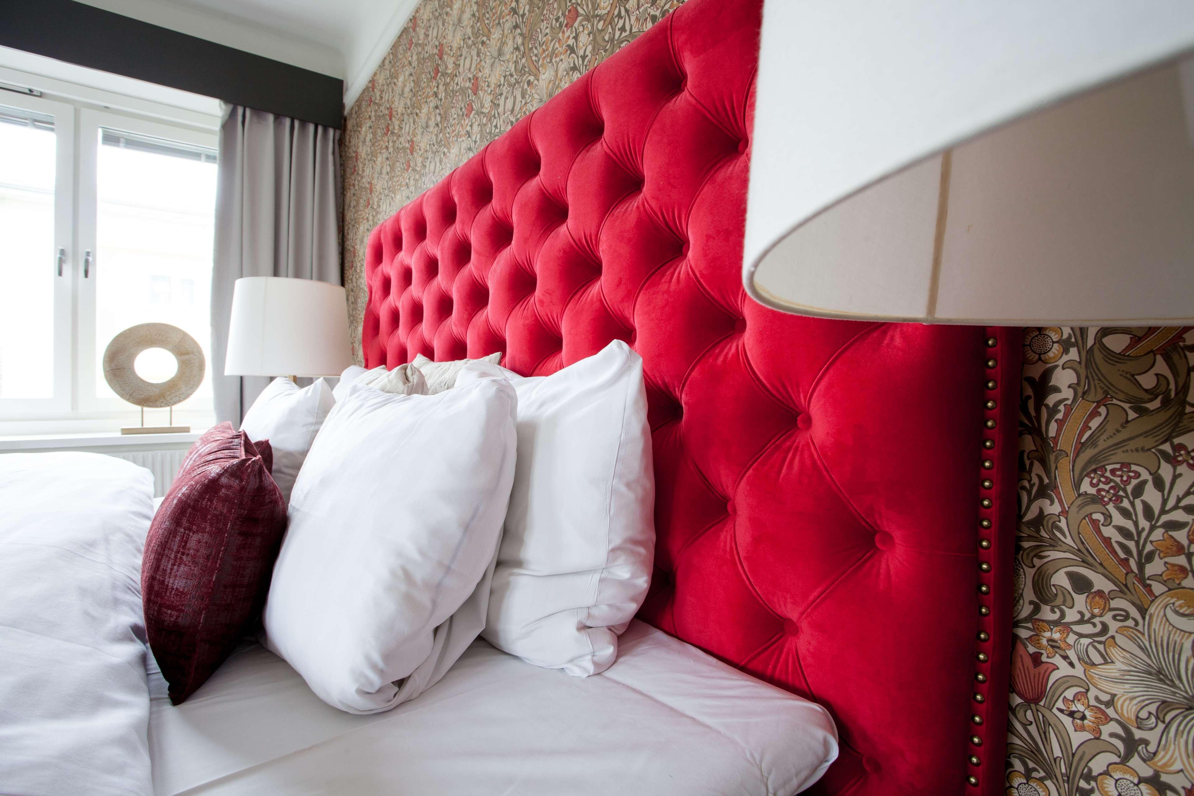 Best Western The Inn & Suites Πασίφικ Γκρόουβ Εξωτερικό φωτογραφία