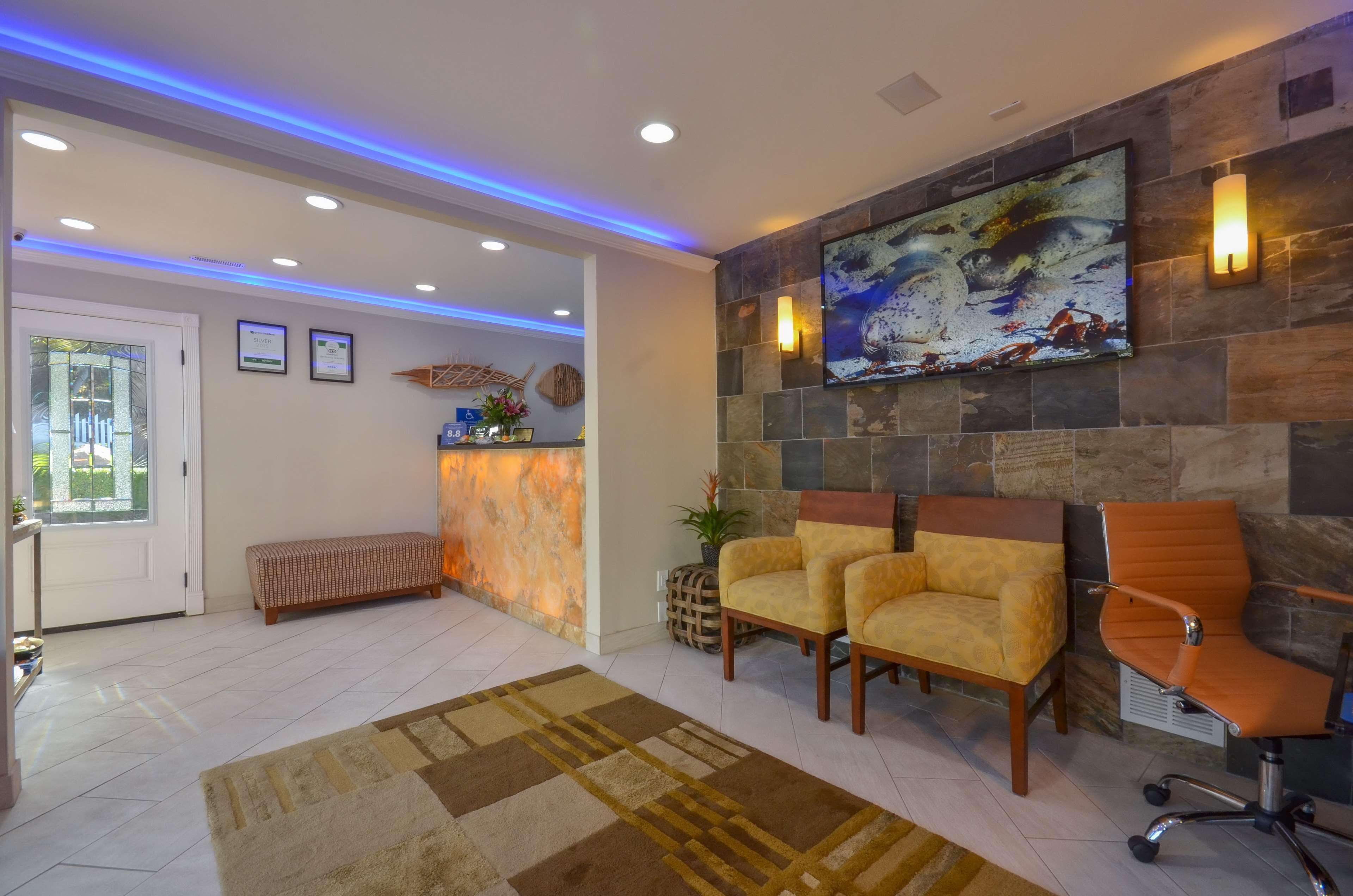 Best Western The Inn & Suites Πασίφικ Γκρόουβ Εξωτερικό φωτογραφία