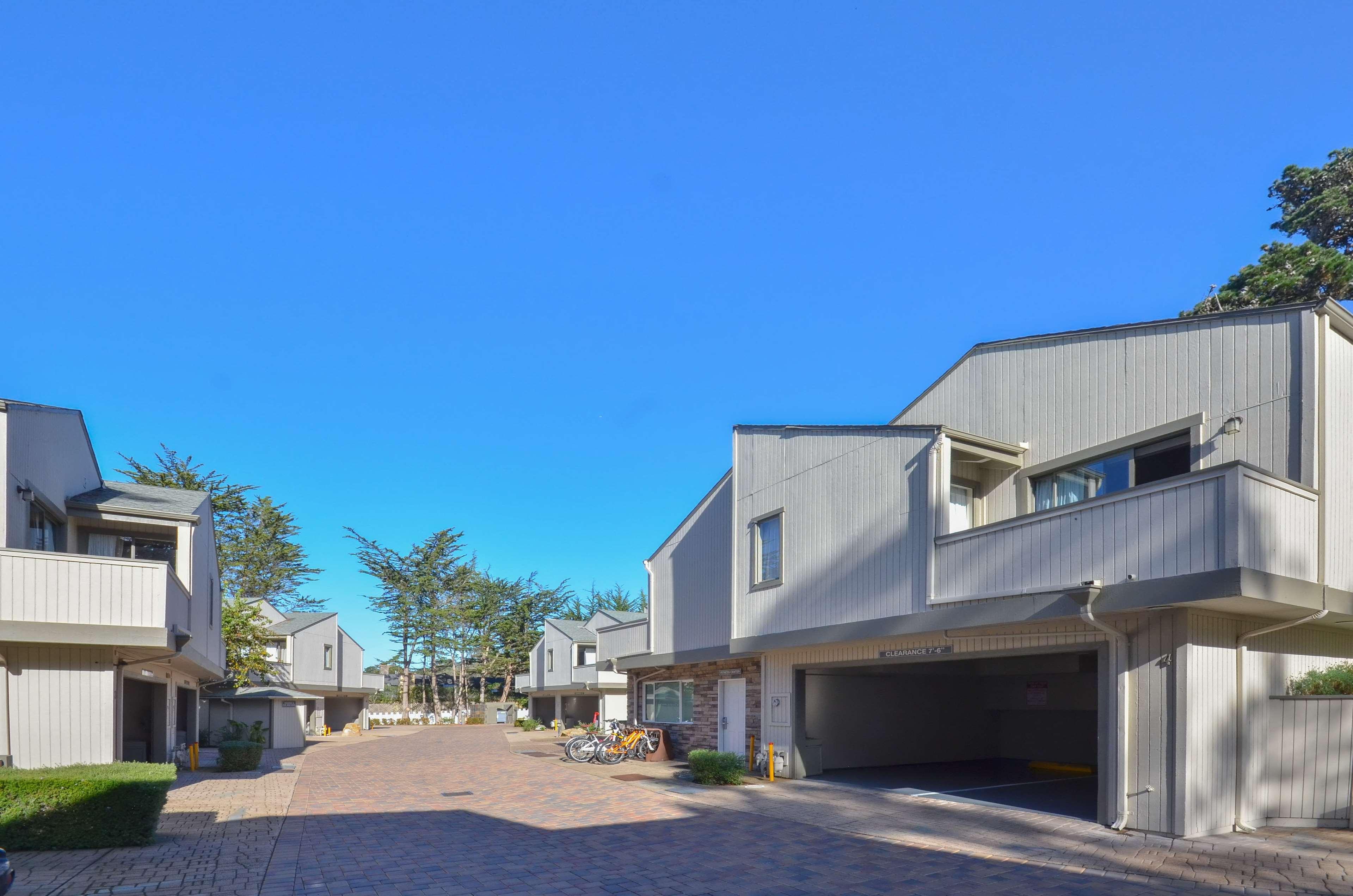 Best Western The Inn & Suites Πασίφικ Γκρόουβ Εξωτερικό φωτογραφία